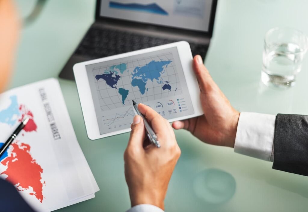 Thumbnail - Para - El Impacto de la Transformación Digital en la Competitividad de las Empresas Latinoamericanas - Por - Wow CX